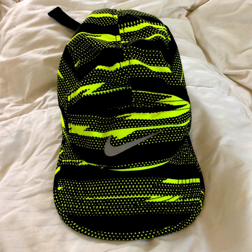 Nike reflective cap